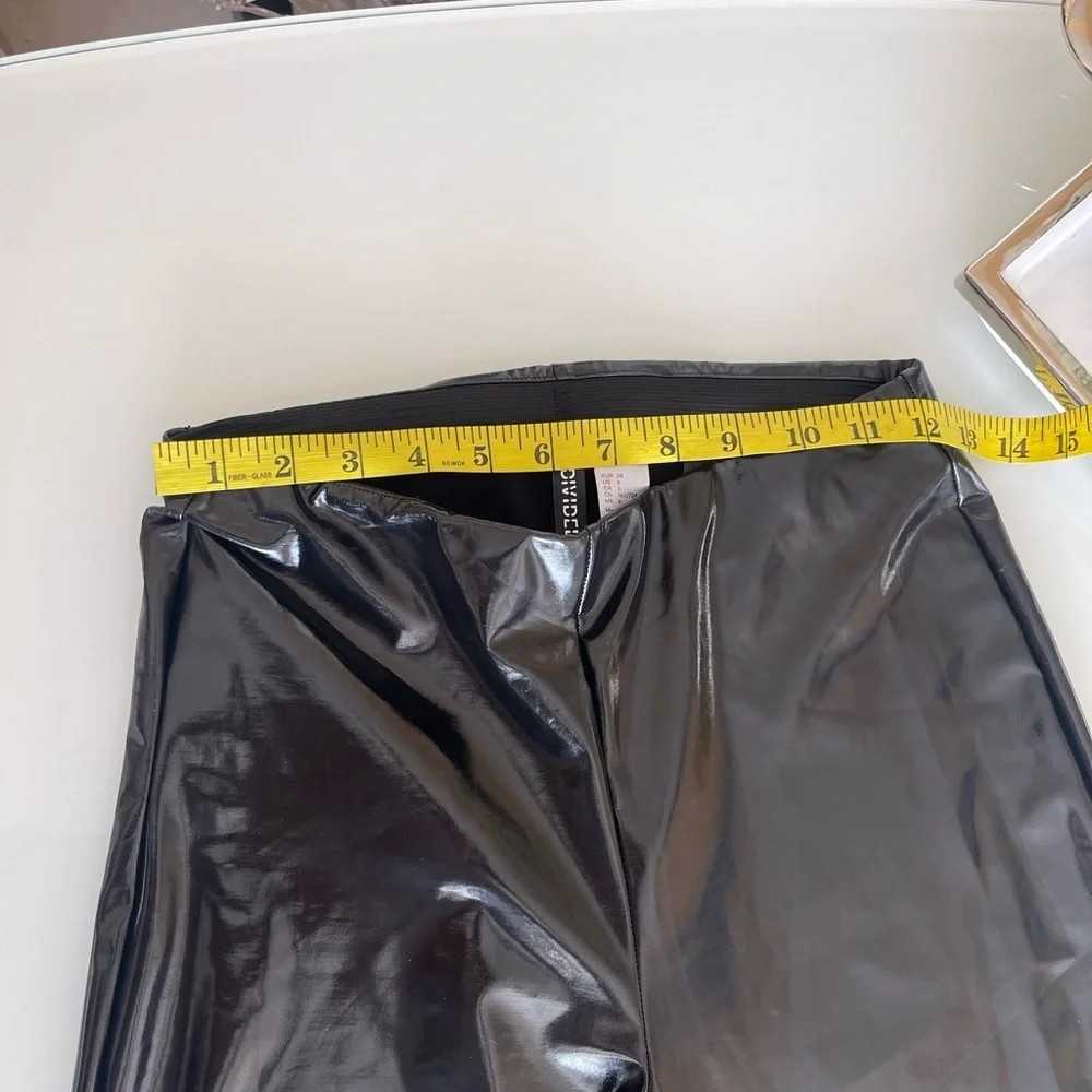 H&M Divided black faux pantent leather vinyl leggings - Picture 5 of 14